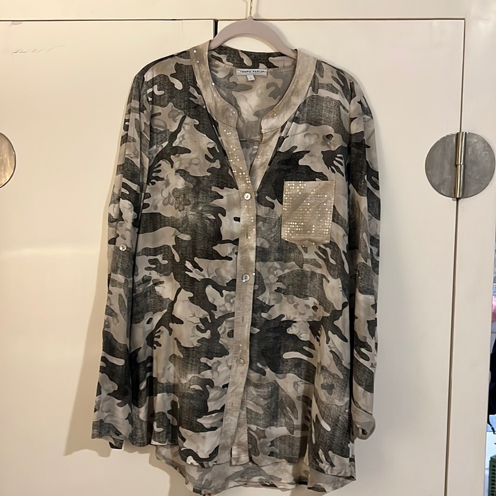 French Tempo Paris. Camo Blouse